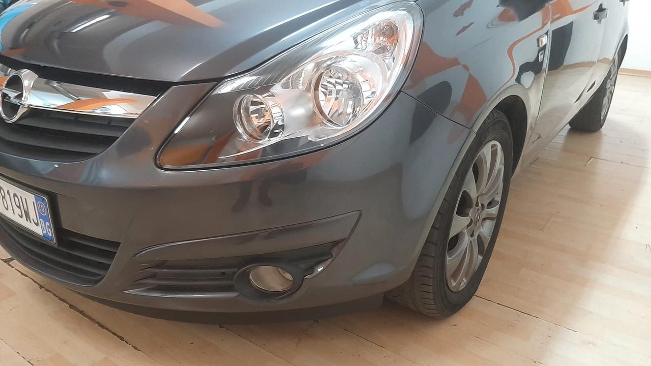 OPEL CORSA 1.2 BENZ EURO 5 NEOPATENTATI 86.0000 KM