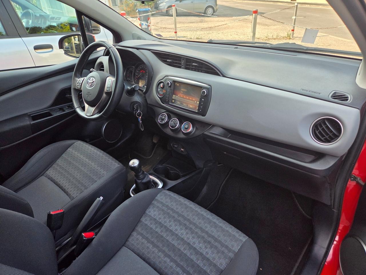 Toyota Yaris - 2016