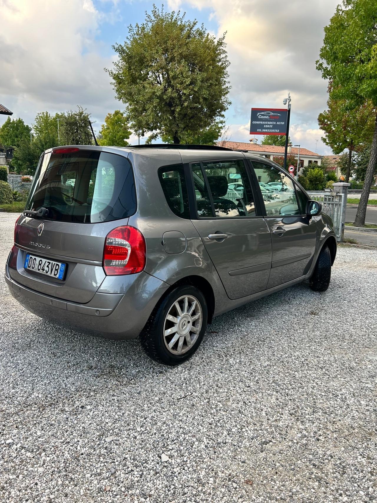Renault Modus Grand 1.2 16V