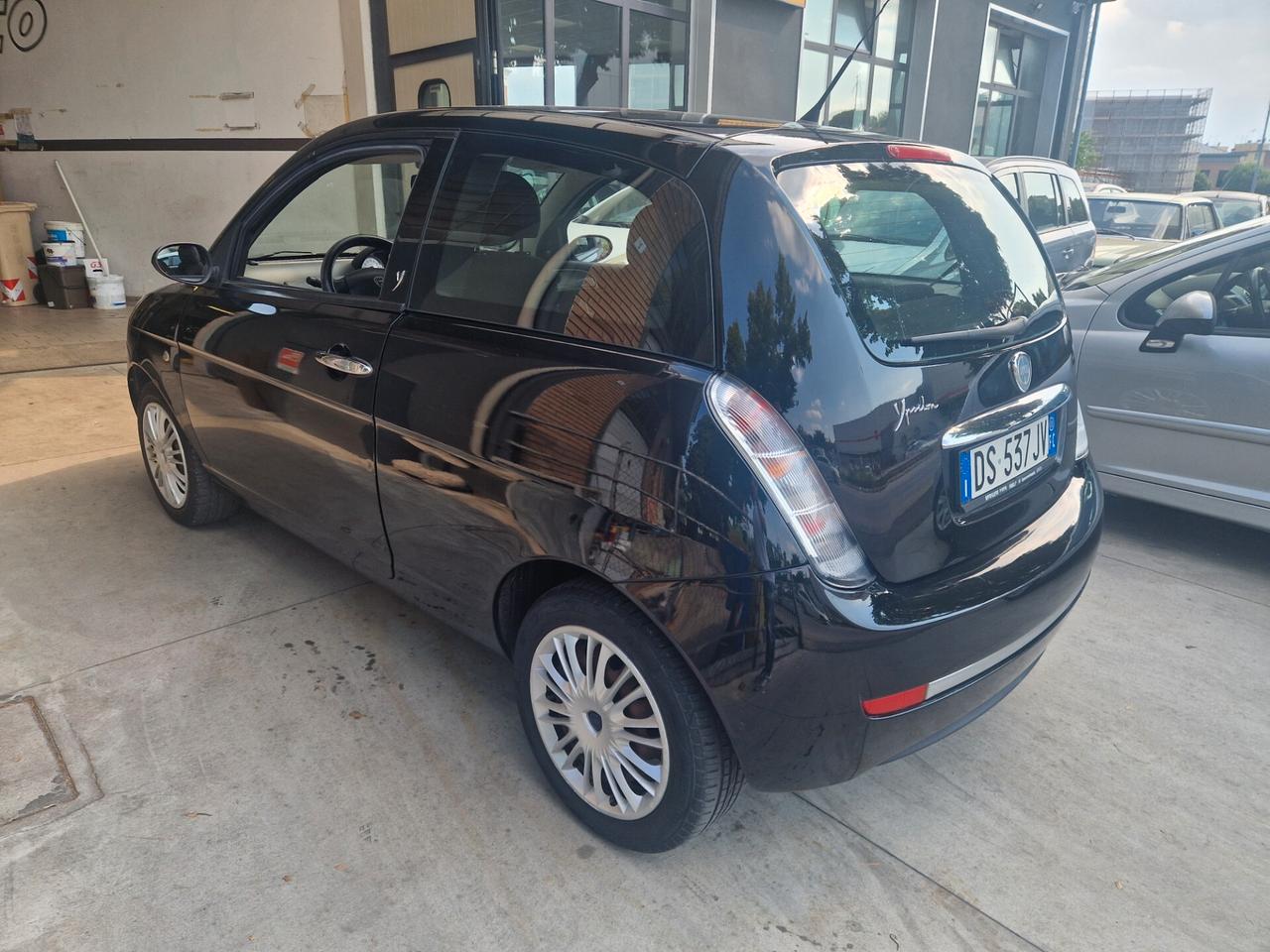 Lancia Ypsilon 1.2 Oro