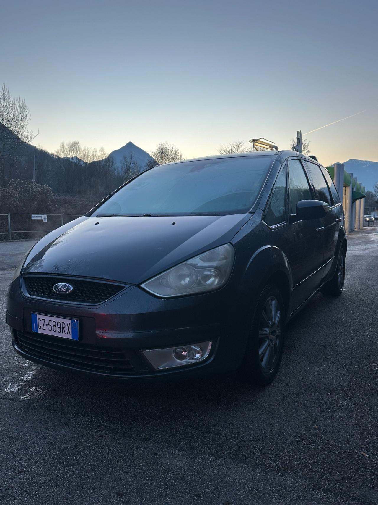 Ford Galaxy Galaxy 7 posti