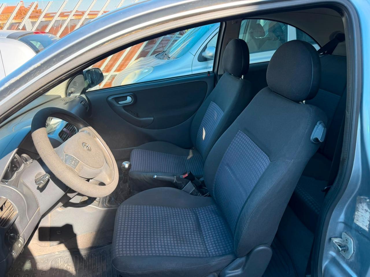 Opel Corsa 1.2i 16V cat 3 porte Club