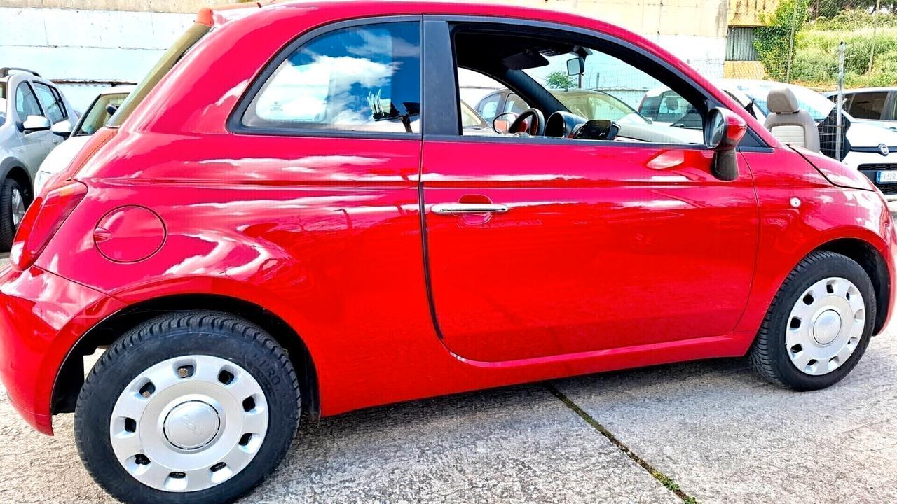 FIAT 500 1.0 Hybrid Red SOLO 15000km