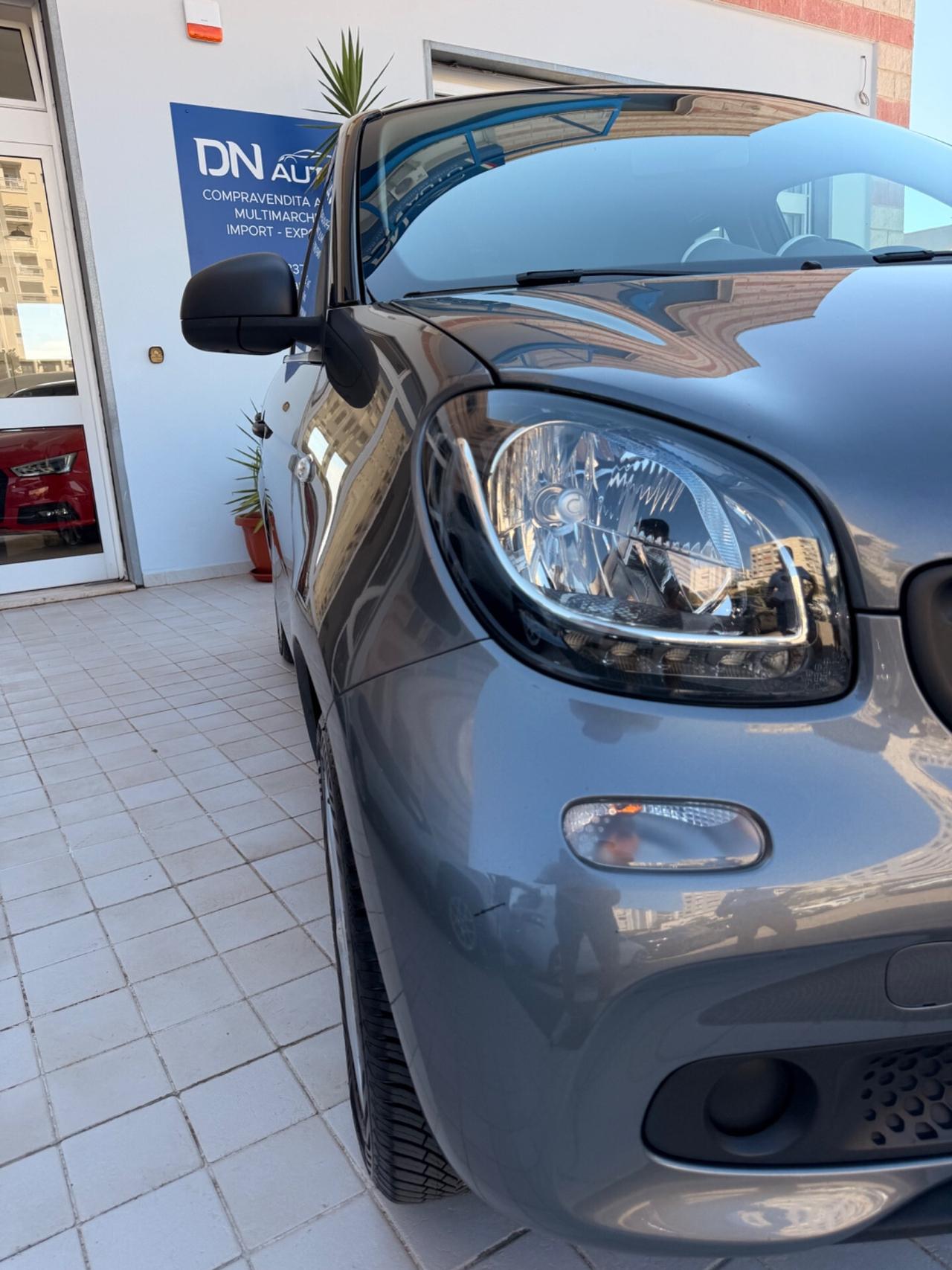 Smart ForFour 70 1.0 Youngster