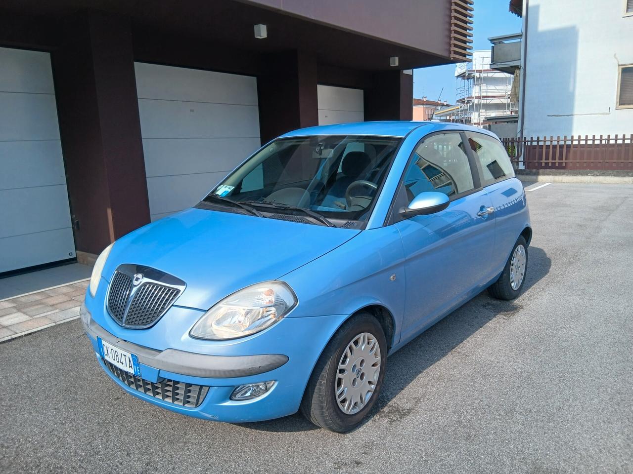 Lancia Ypsilon 1.2 ok per neo patentati Unico Proprietario