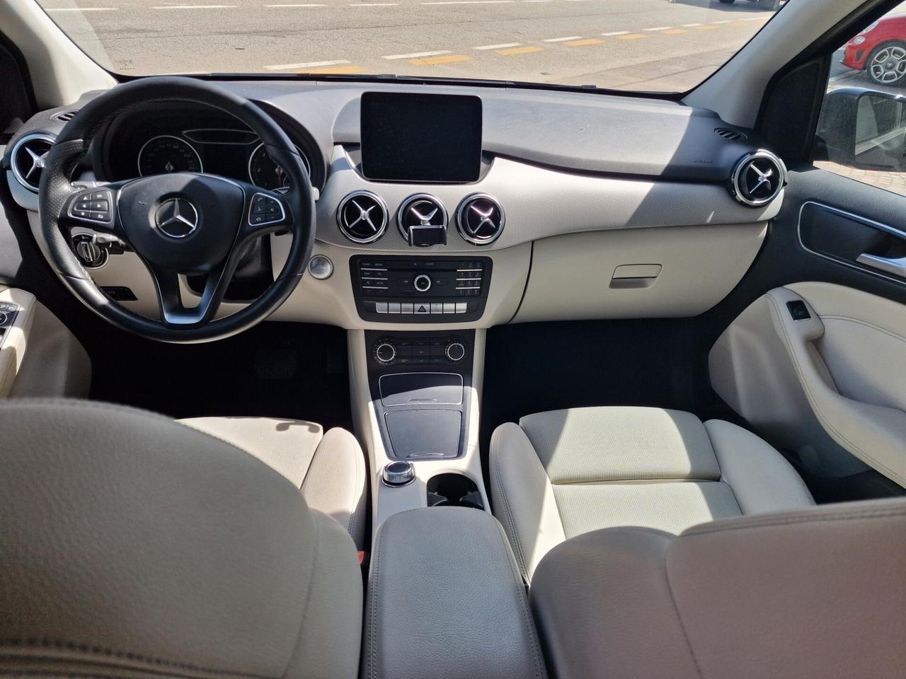 Mercedes-benz B 180 B 180 d Automatic Business