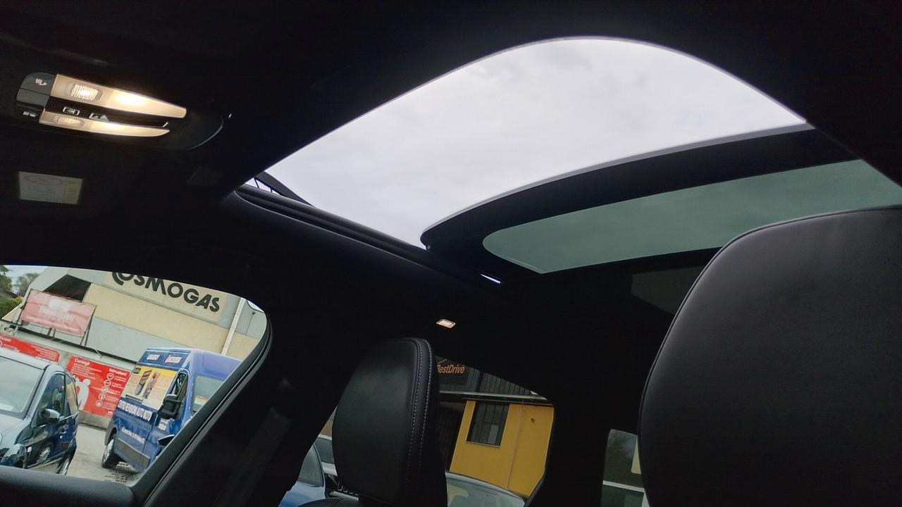 Volvo XC 60 XC60 T6 Recharge Plug-in Hybrid AWD automatico Ultimate Dark