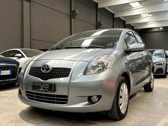 TOYOTA Yaris 1.3 5 porte Sol