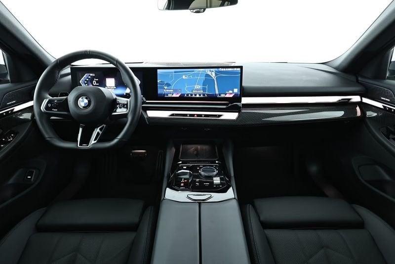 BMW Serie 5 520d xDrive M Sport Gancio Tetto Pelle Camera 360°