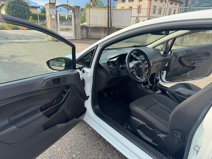Ford Fiesta 1.5 TDCi 75CV 5 porte Titanium