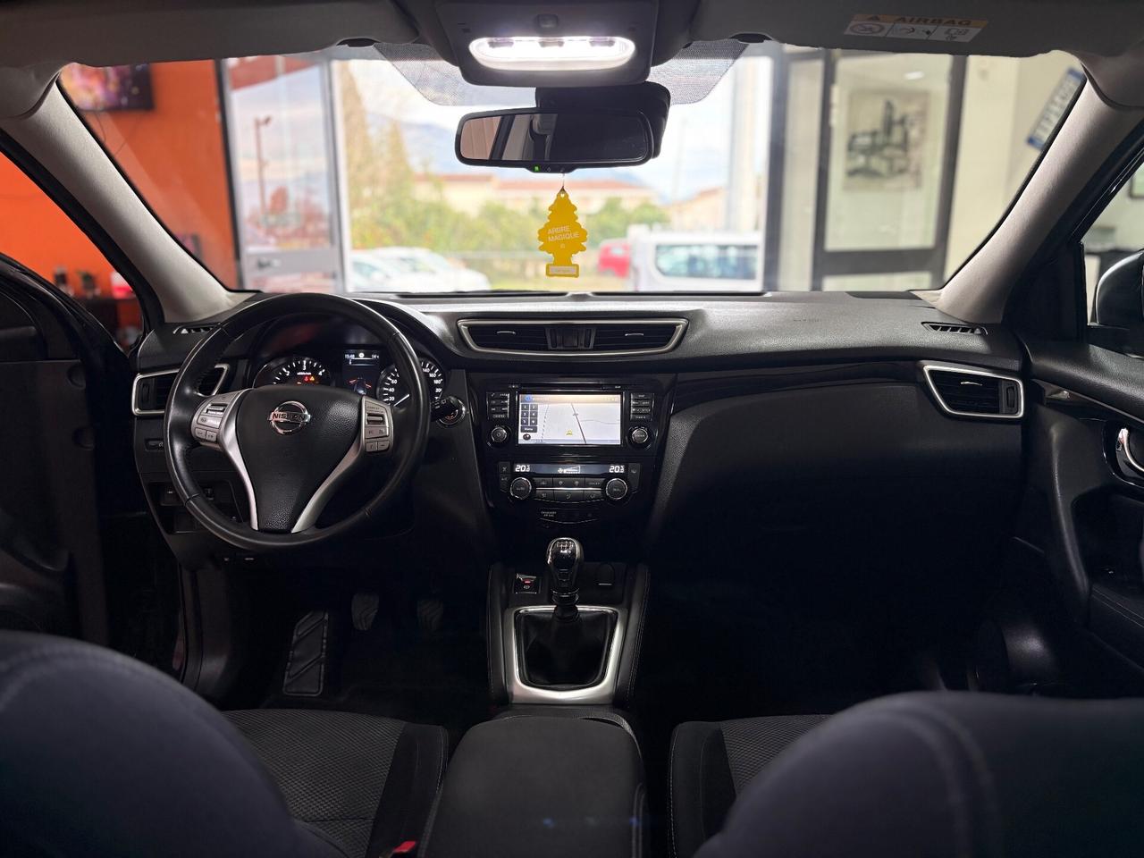 Nissan Qashqai 1.5 110CV dCi Tekna tetto navi permute finanziamenti