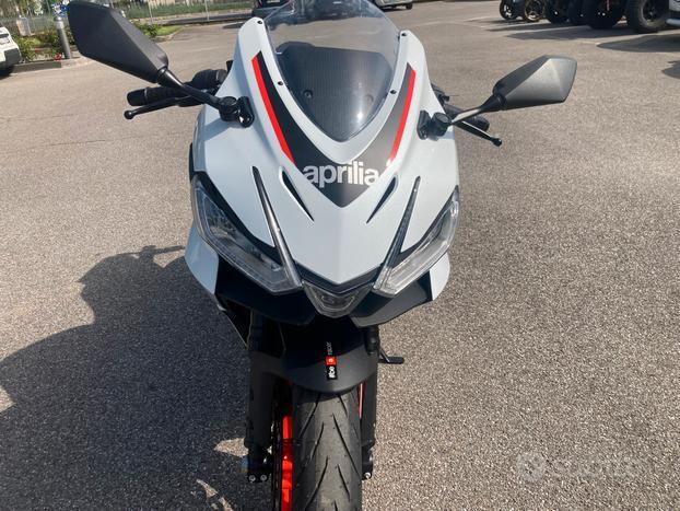 Aprilia 457 vari colori in arrivo