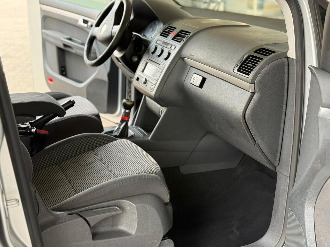 Volkswagen Touran 2.0 16V TDI Highline