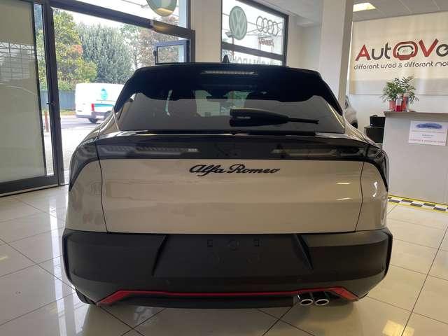 Alfa Romeo Junior Junior 1.2 ibrida Speciale 145cv edct6