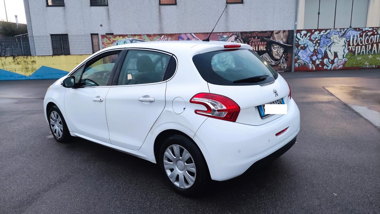 Peugeot 208 1.2 VTi 60KW 82CV 5 porte NEOPATENTATI - 2013