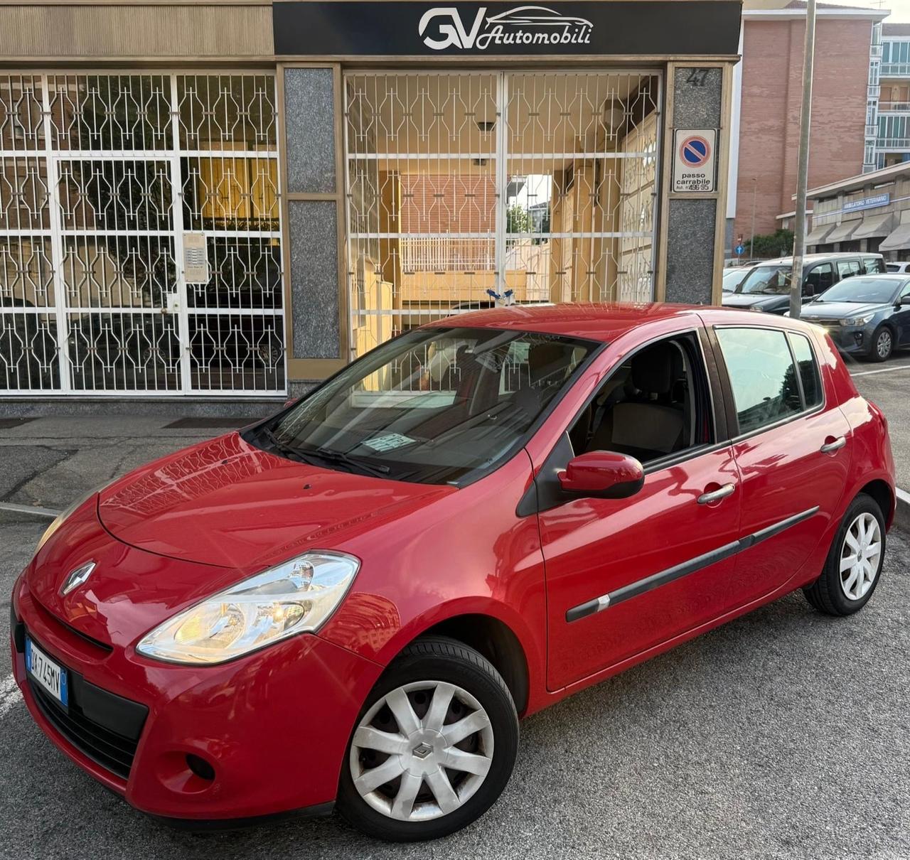 Renault Clio 1.2 16V 5 porte Luxe