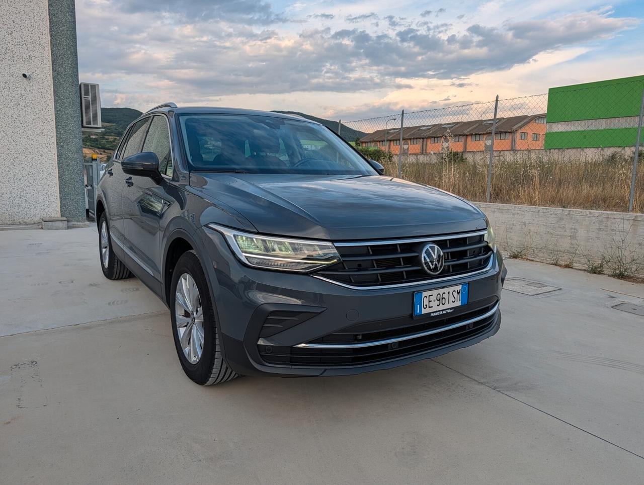 Volkswagen Tiguan 2.0 TDI 150 CV SCR DSG Life