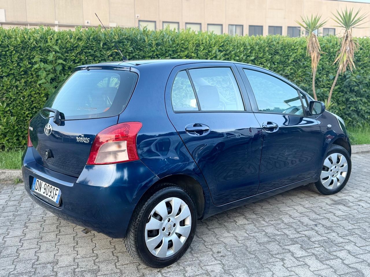 Toyota Yaris 1.0 5 porte BENZINA 2008