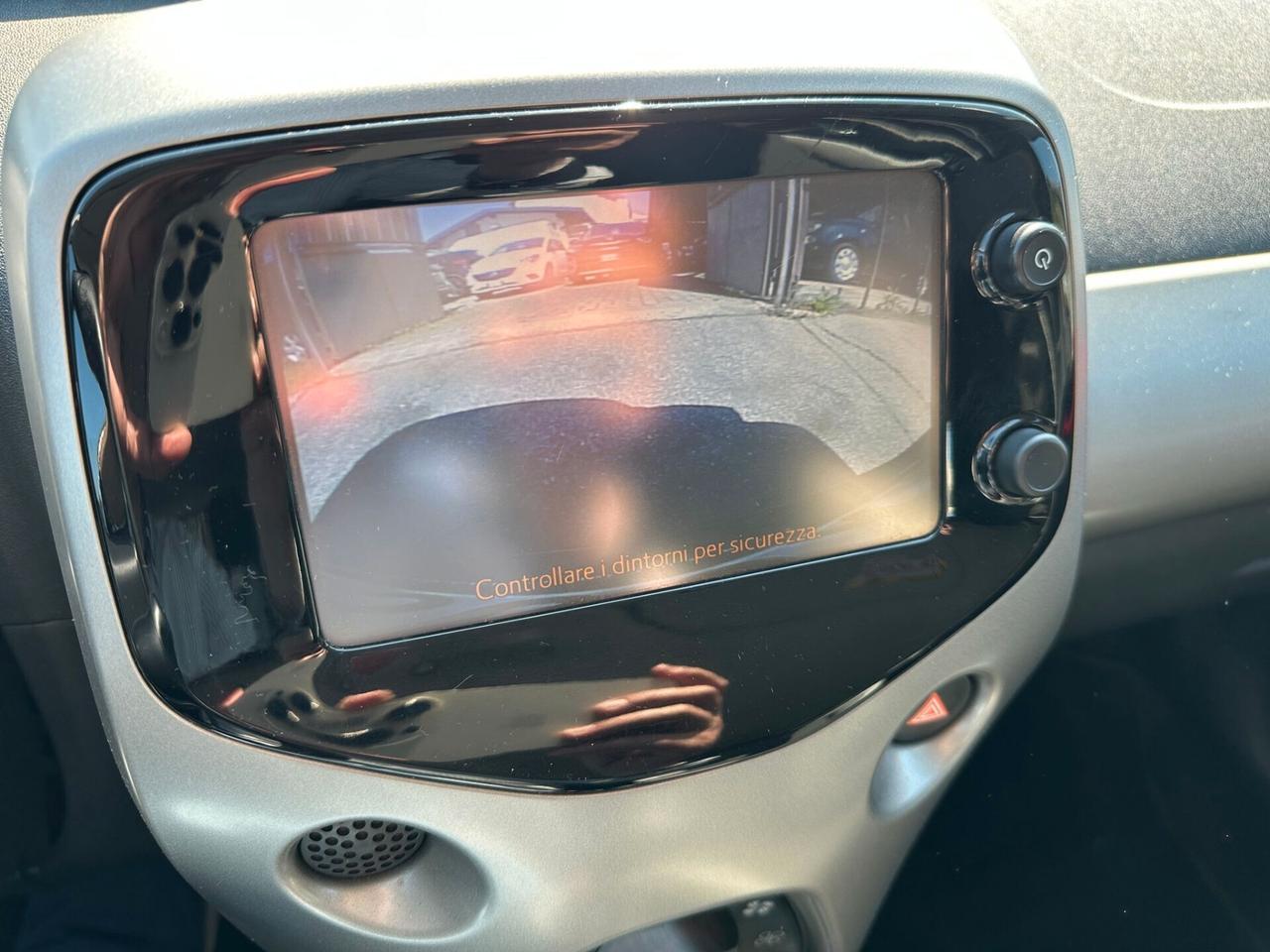 Toyota Aygo 1.0 VVT-i 69 CV 5 porte x-clusiv