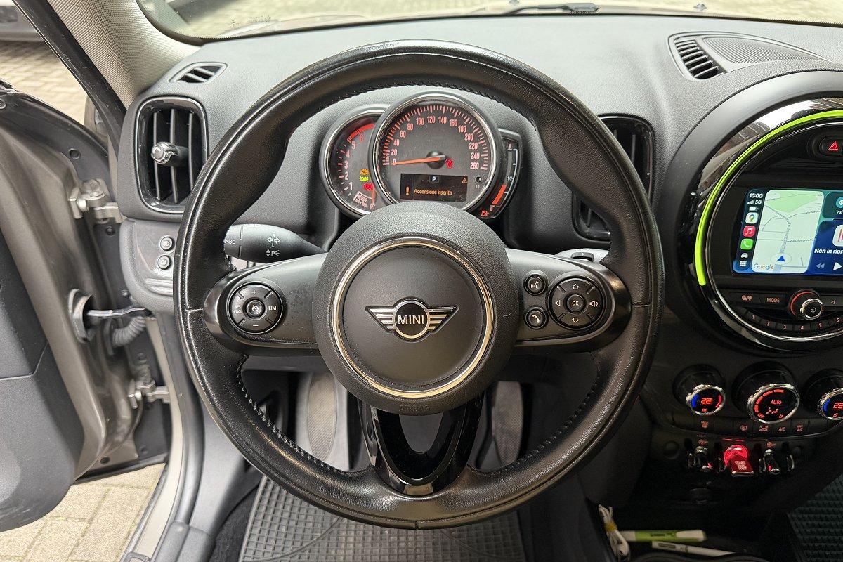 MINI Mini 2.0 Cooper D Baker Street Countryman