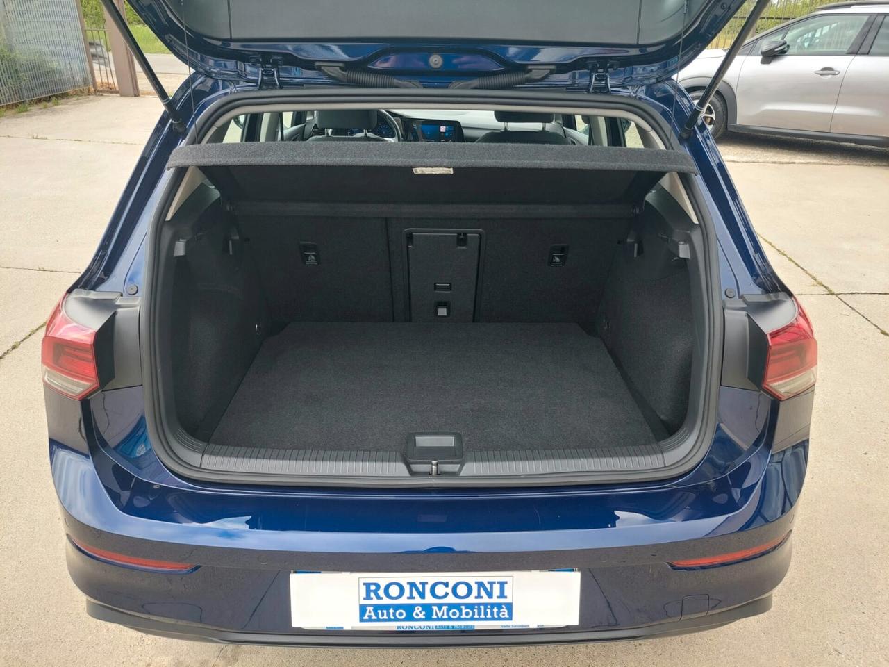 VOLKSWAGEN Golf 1.0 eTSI EVO DSG Life - 2023
