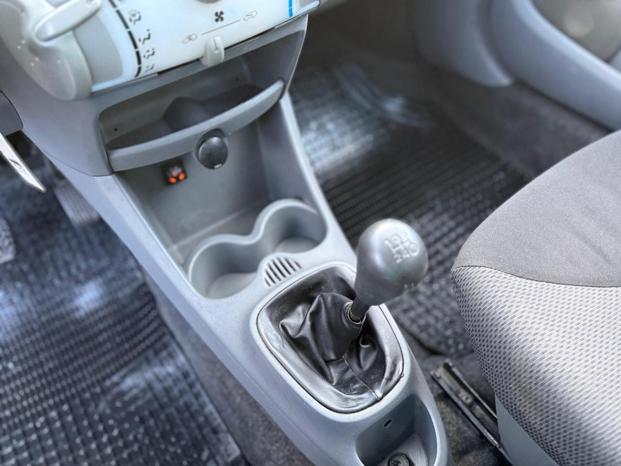 Toyota Aygo 1.0 12V VVT-i GPL 5 P. Now