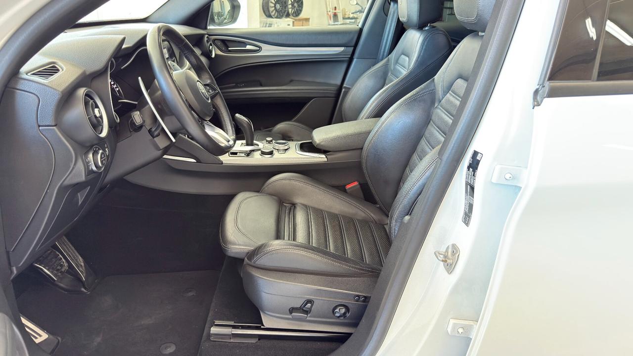 Alfa Romeo Stelvio 2.2 Veloce 210 CV AT8 Q4 Ti