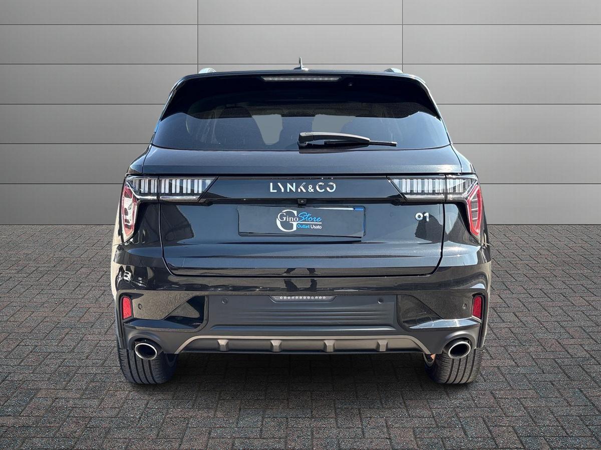 LYNK&CO 01 1.5 td phev auto