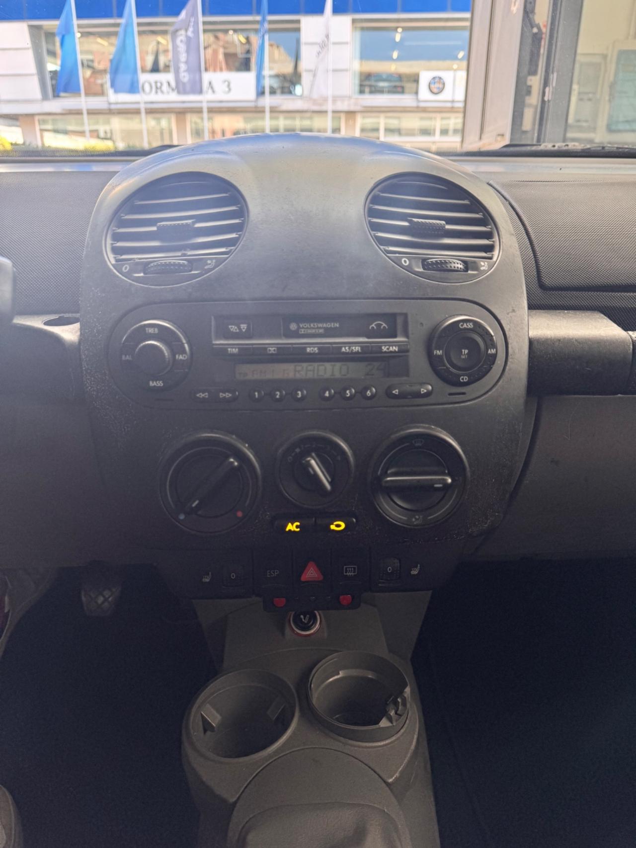 Volkswagen New Beetle 1.9 TDi 101CV 110.000 Km