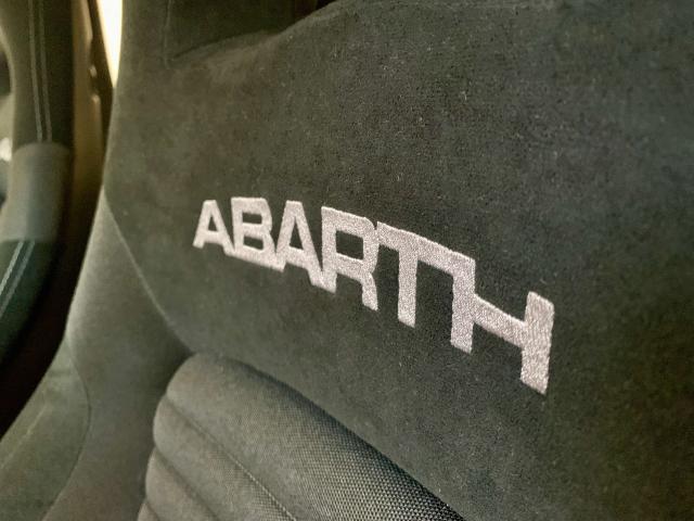 Abarth 695 695 1.4 t-jet Competizione 180cv MTA pari al nuovo