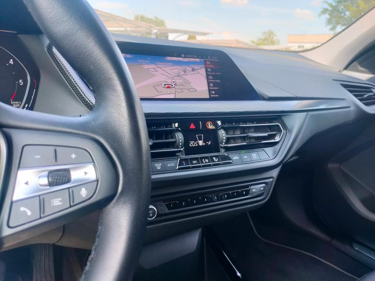 Bmw 116 116d 5p. Sport automatico neopatentati