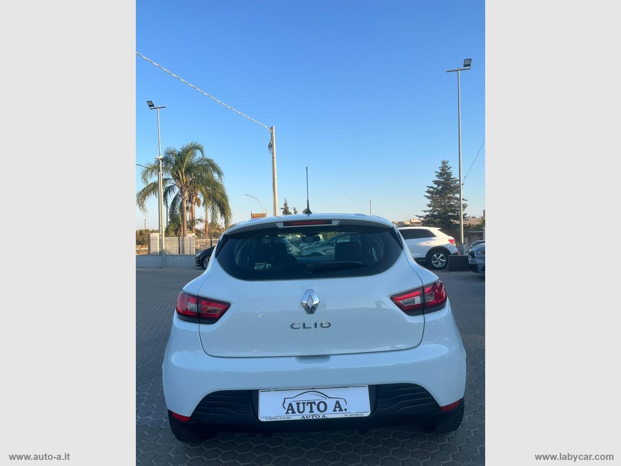 RENAULT Clio 1.2 75 CV 5p. Wave