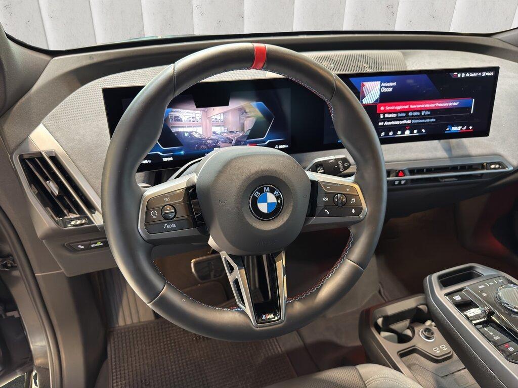 BMW iX M 70