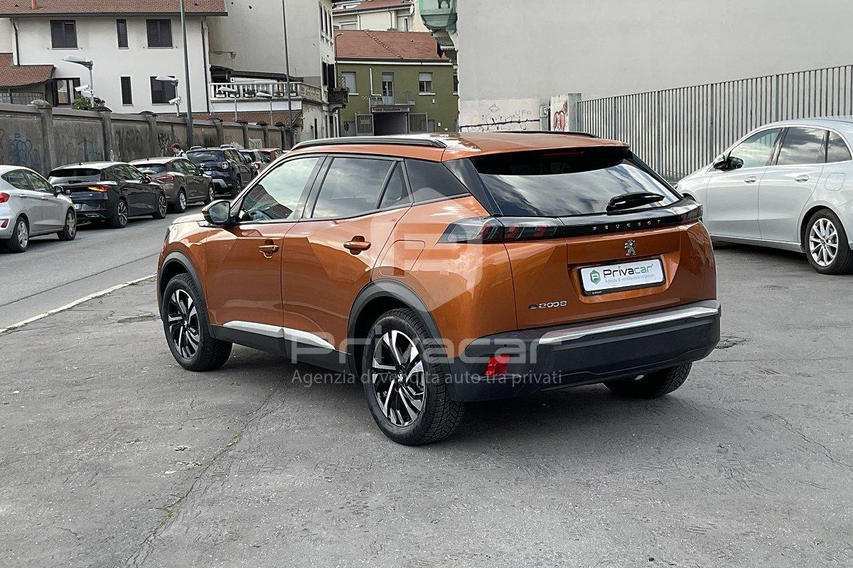 PEUGEOT 2008 motore elettrico 136 CV Allure