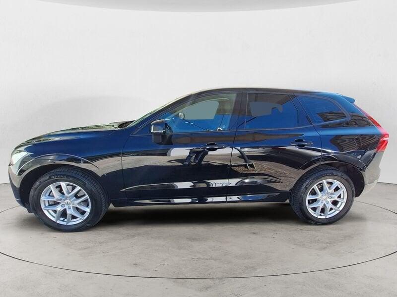 Volvo XC60 B4 197+14 CV AWD M-Hybrid Diesel Automatica Momentum