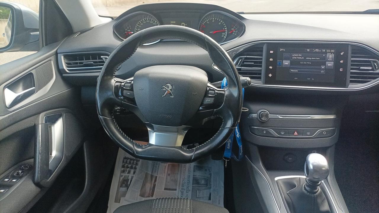 Peugeot 308 BlueHDi 120 S&S Business