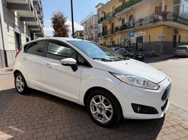 Ford fiesta 1.4 gpl serie titanium certificat nuov