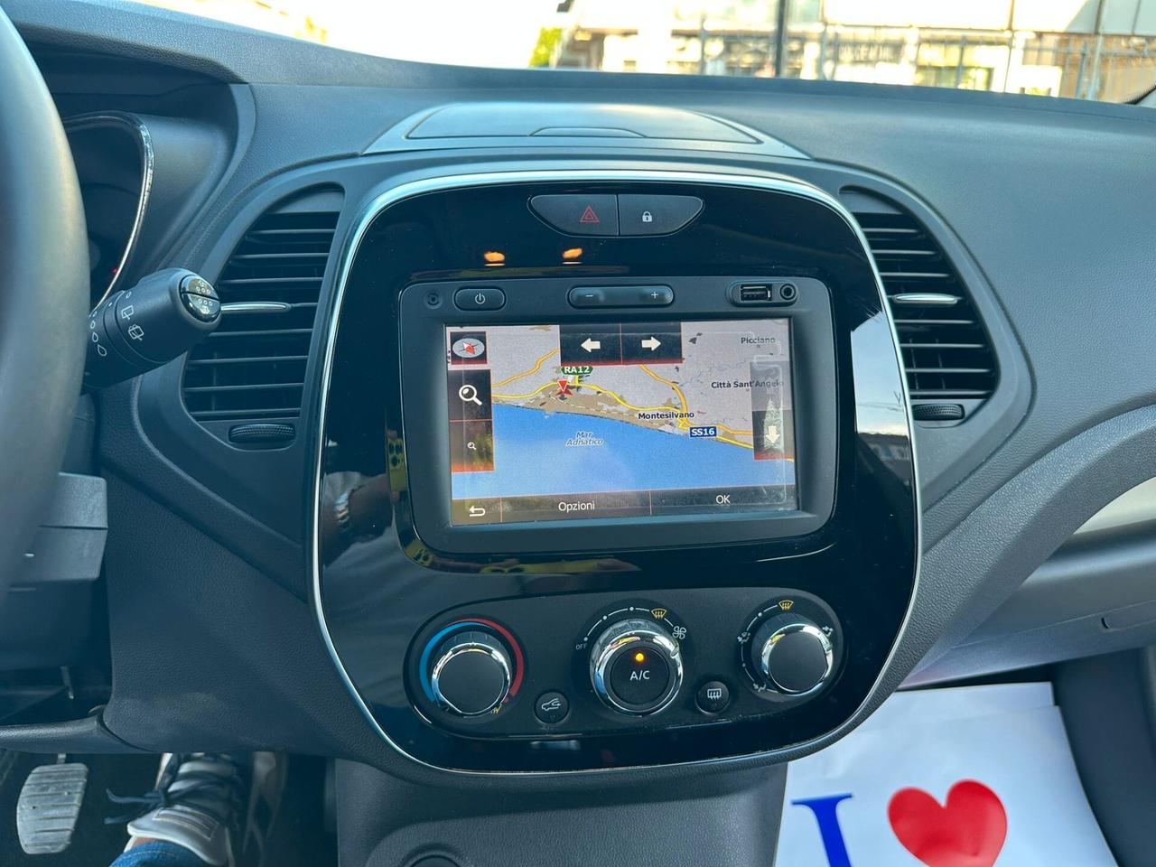 RENAULT CAPTUR dCi 8V 90 CV SPORT EDITION - UNIPRO - KM 38.000 - NEOPATENTATI