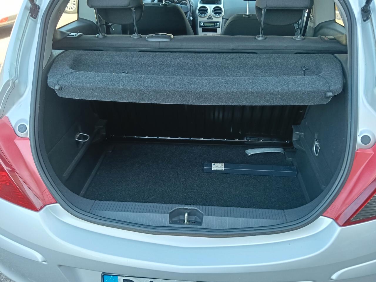 Opel Corsa 1.0 12V 3 porte Club