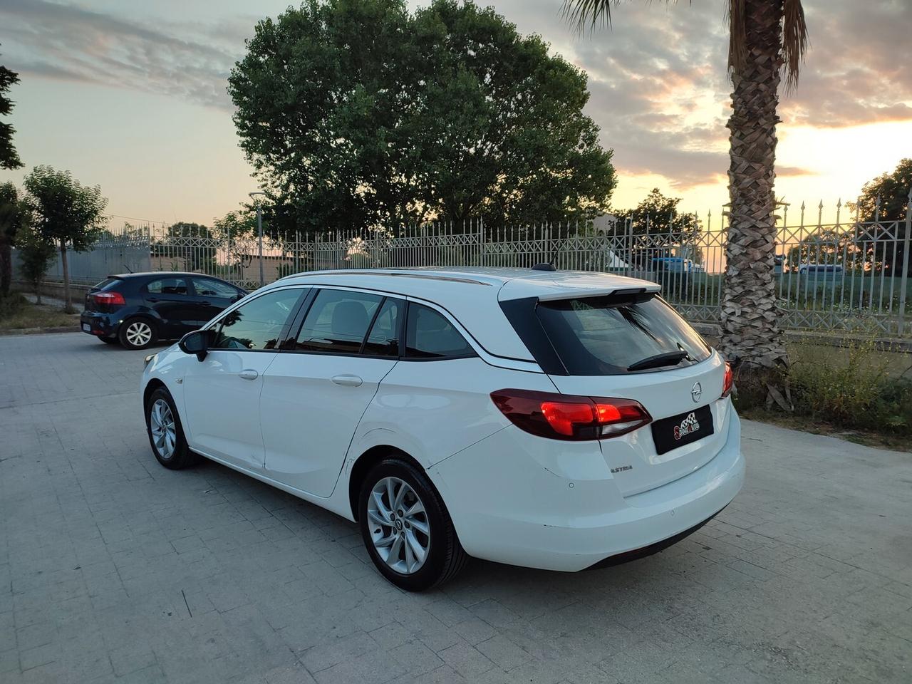 Opel Astra STW 1.5 CDTI 122CV TELECAMERA NAVIGATORE PELLE MIX