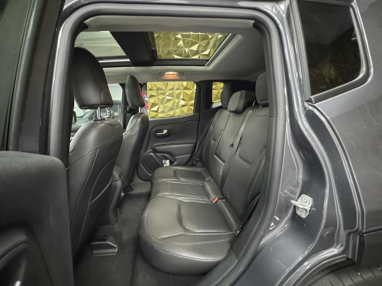 Jeep Renegade 1.3 T4 DDCT Limited