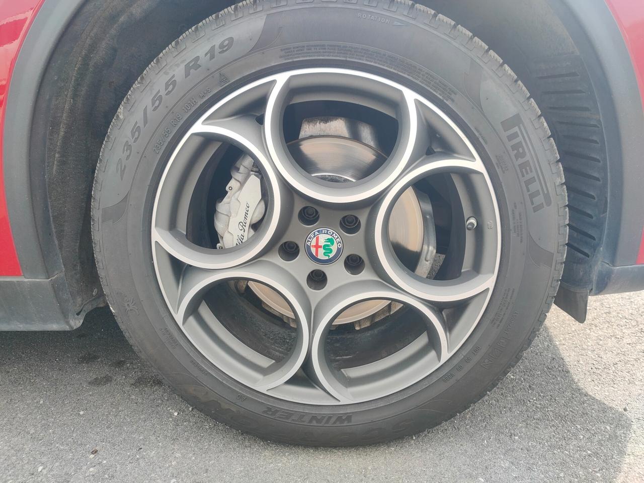 Alfa Romeo Stelvio 2.0 Turbo 280 CV AT8 Q4 Super IVA DETRAIBILE