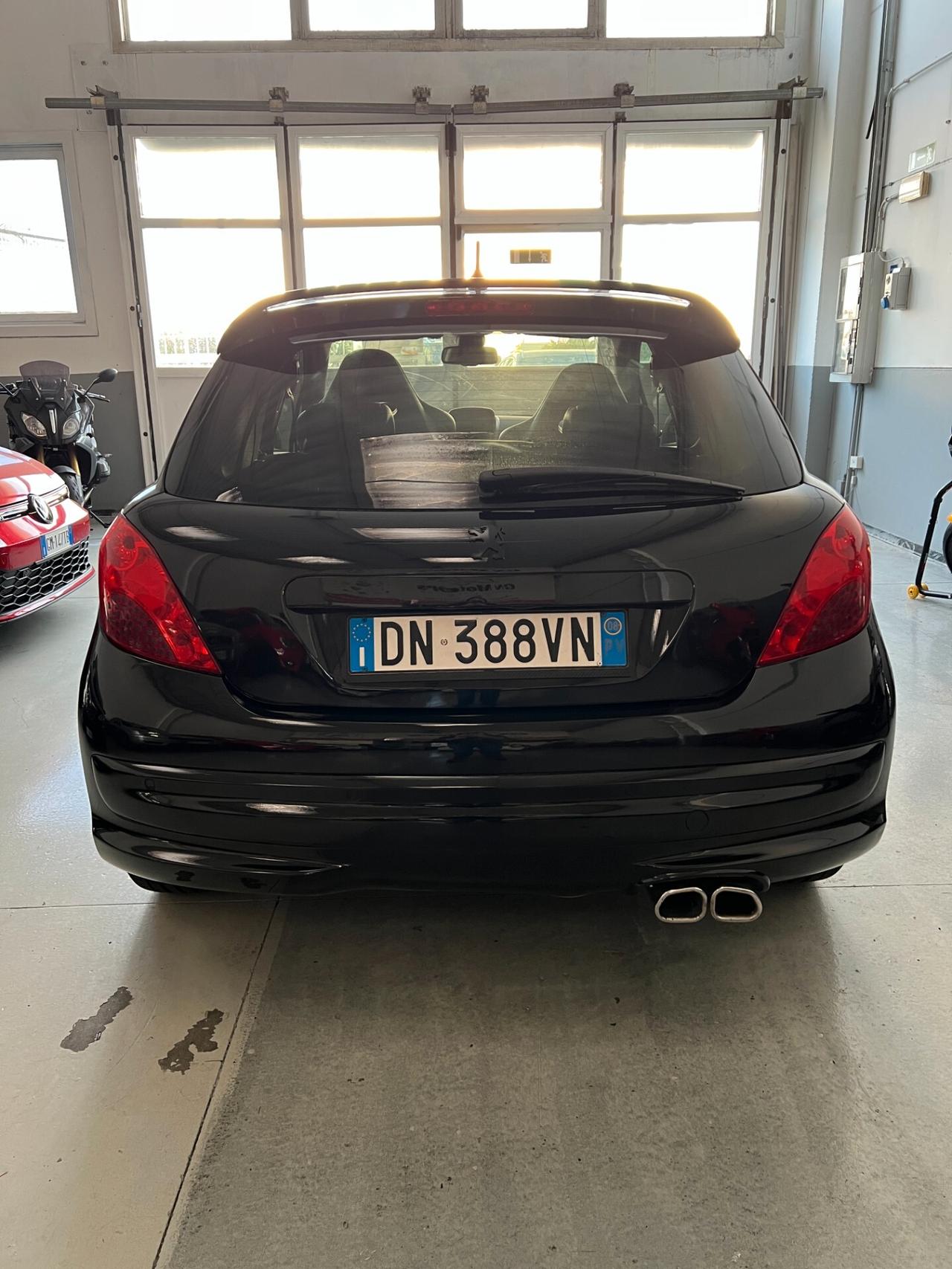 Peugeot 207 1.6 THP 175CV 3p. GTi