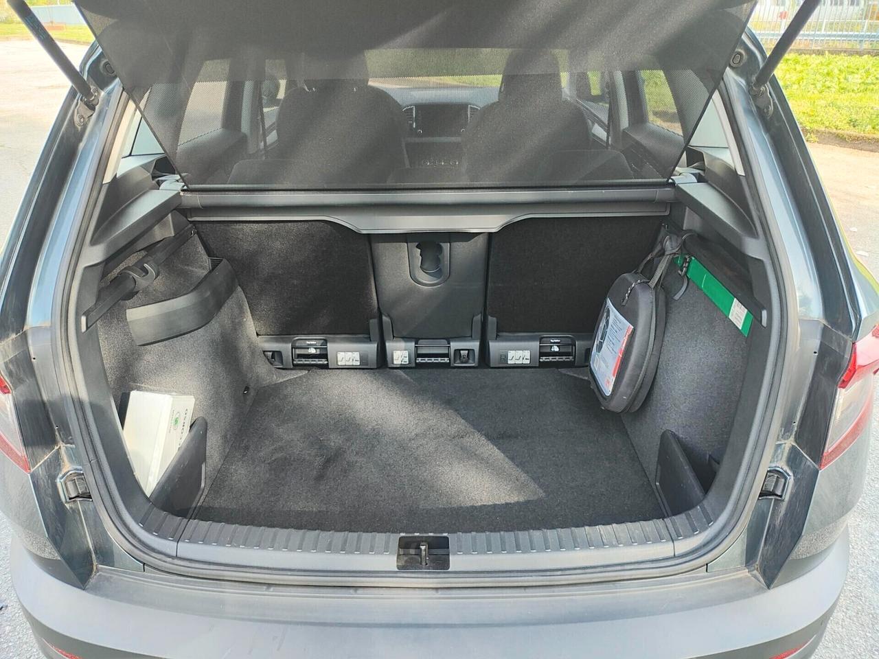 Skoda Karoq 1.5 TSI DSG 150 CV S-TECH *IVA DEDUCIBILE*