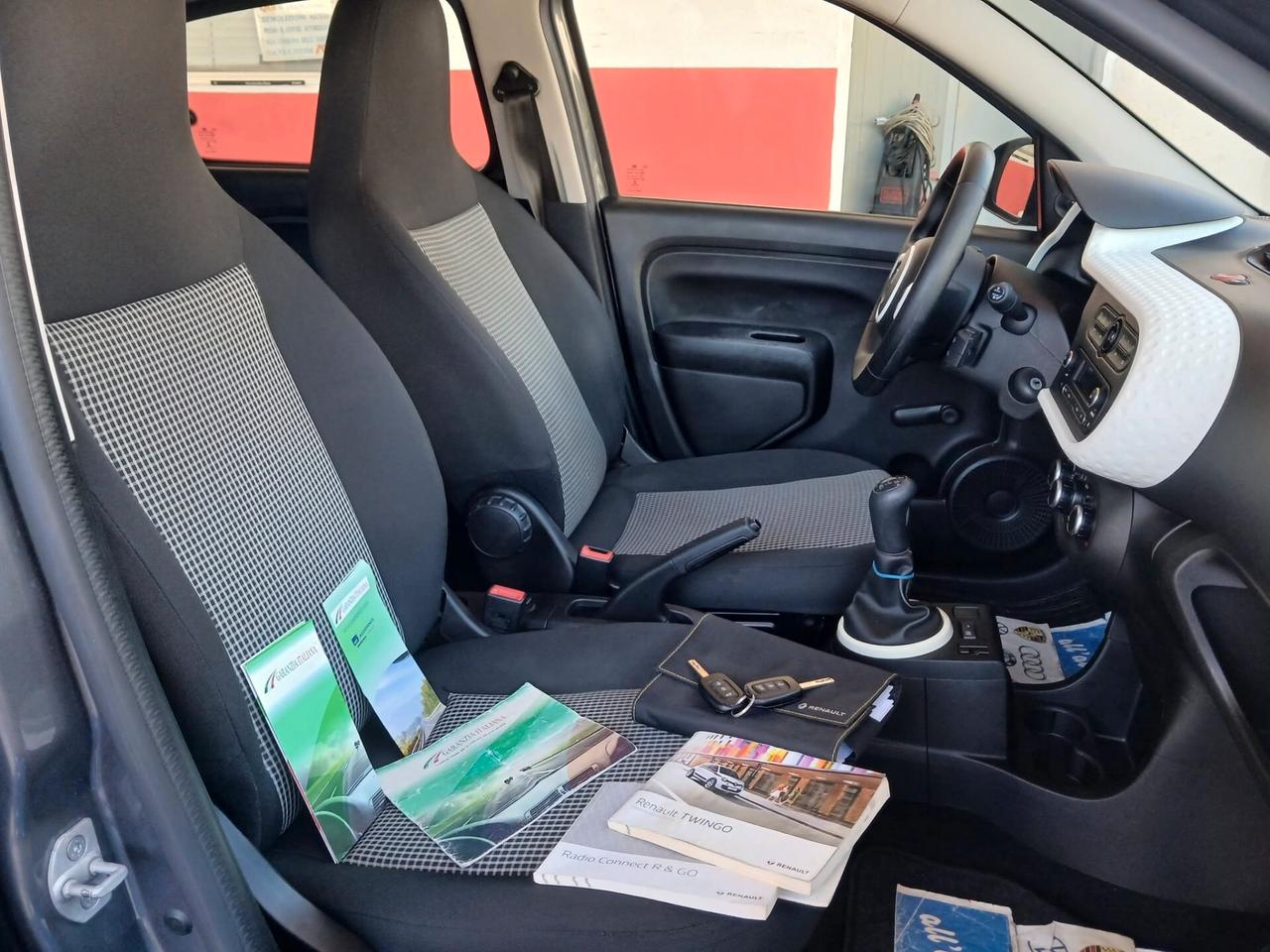 Renault Twingo SCe Life km 89000 frizione nuova tagliandi certificati