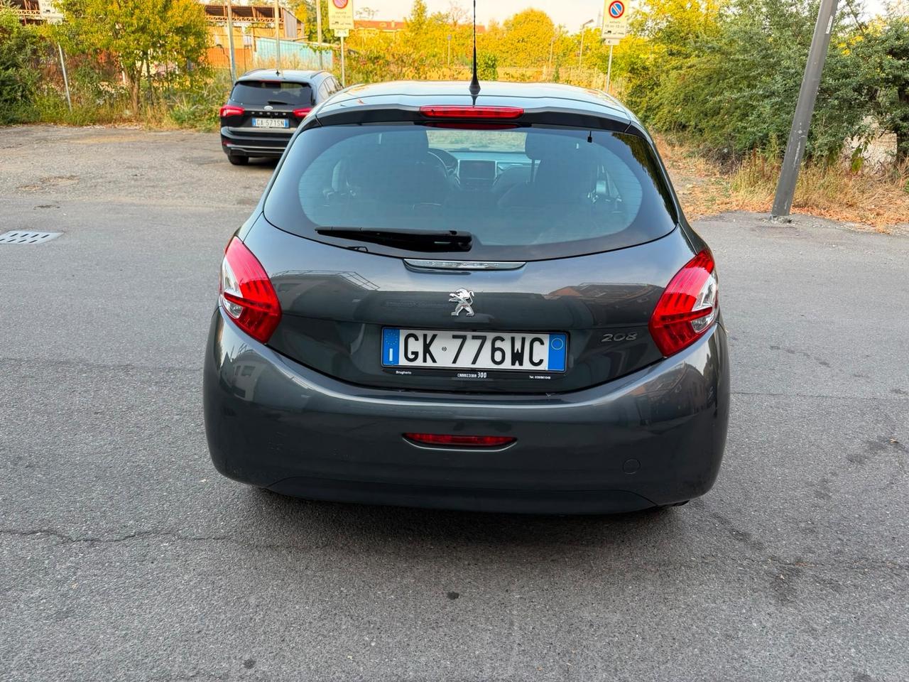 Peugeot 208 PureTech 82 5 porte Allure