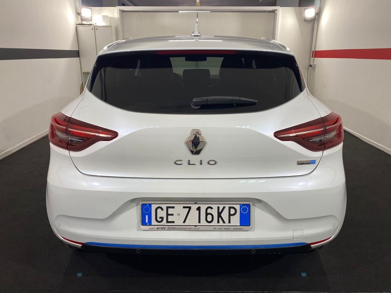 Renault Clio Full Hybrid E-Tech 140 CV 5 porte Initiale Paris