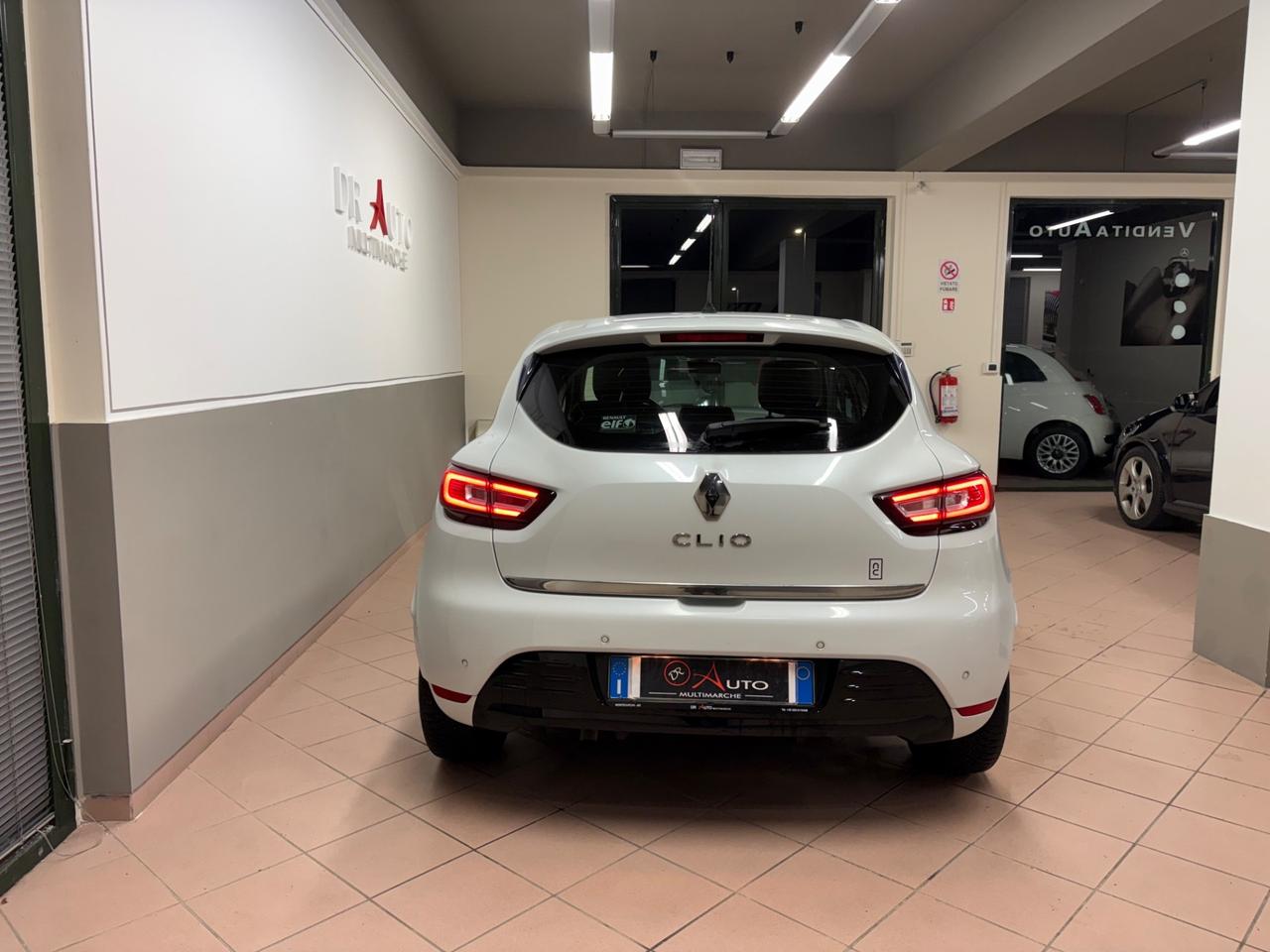 Renault Clio dCi 8V 90 CV 5 porte Duel2 FARI MATRIX LED