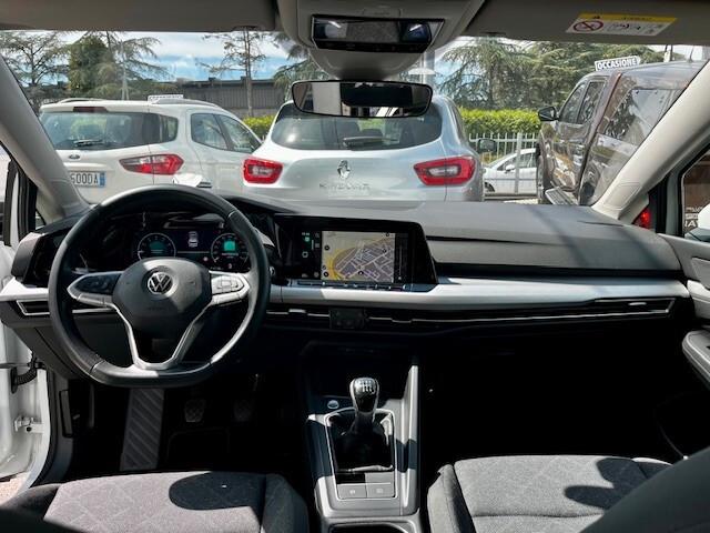 Volkswagen Golf VIII 1.0 tsi evo Life 110cv "FULL LED/NAVI/TELEKAMERA/PDC
