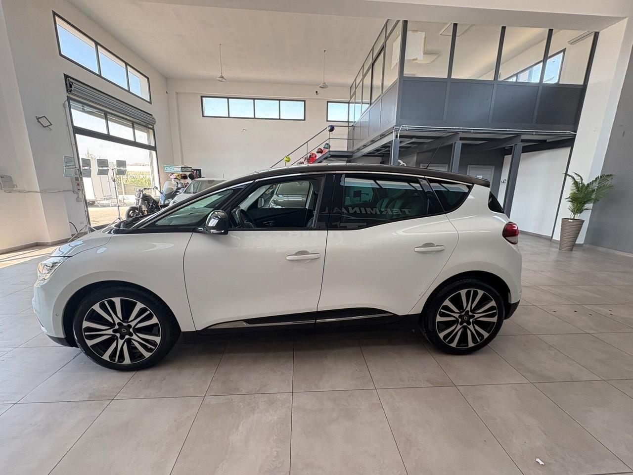 Renault Scenic Scénic dCi 130 CV Energy Initiale Paris